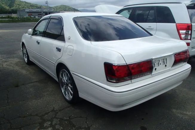  Toyota Crown 2001 , 210000 , 