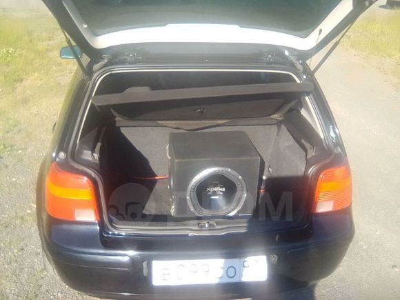  Volkswagen Golf 2000 , 235000 ,  