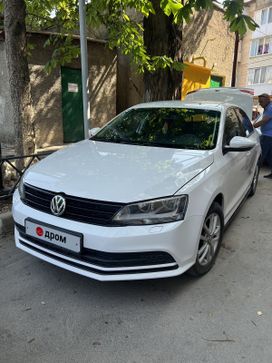  Volkswagen Jetta 2015 , 950000 , 