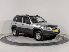 SUV или внедорожник Chevrolet Niva 2012 года, 559900 рублей, Екатеринбург