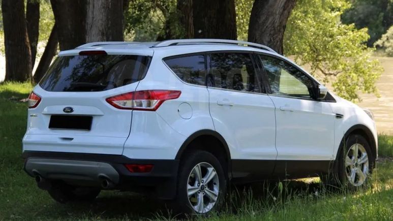 SUV   Ford Kuga 2015 , 970000 , 