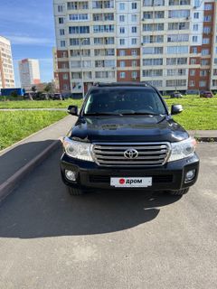 SUV или внедорожник Toyota Land Cruiser 2014 года, 4000000 рублей, Кемерово