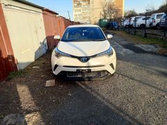 SUV или внедорожник Toyota C-HR 2018 года, 1950000 рублей, Владивосток
