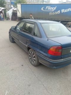 Седан Opel Astra 1997 года, 140000 рублей, Новокузнецк