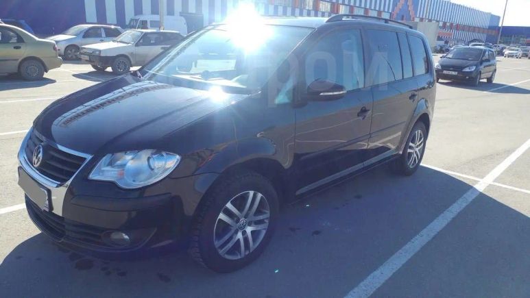    Volkswagen Touran 2010 , 540000 , 