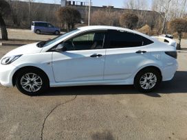  Hyundai Solaris 2013 , 700000 , 