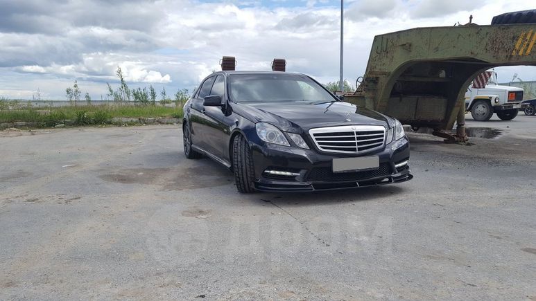  Mercedes-Benz E-Class 2011 , 1100000 , -