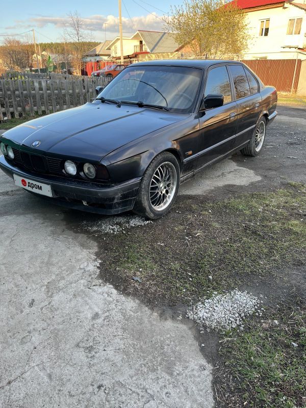  BMW 5-Series 1990 , 220000 , 