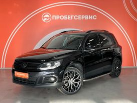 SUV или внедорожник Volkswagen Tiguan 2013 года, 1520000 рублей, Волгоград