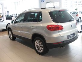 SUV   Volkswagen Tiguan 2013 , 1457550 , 