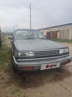 Седан Nissan Maxima 1987 года, 220000 рублей, Чита