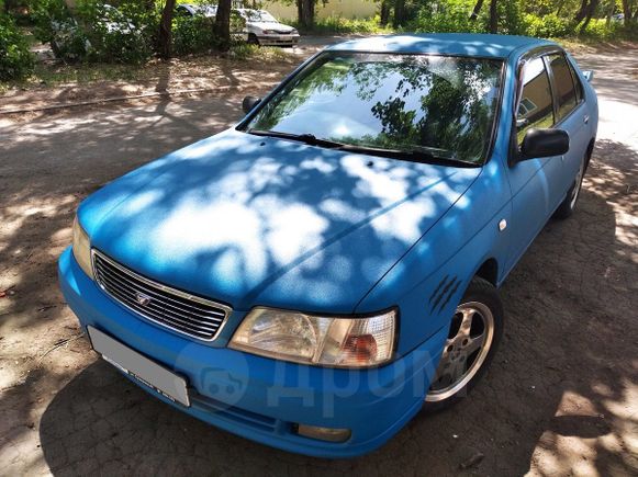  Nissan Bluebird 2000 , 177000 , 