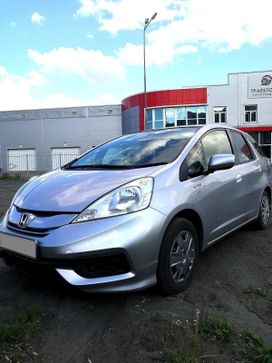  Honda Fit Shuttle 2014 , 620000 , 