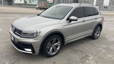 SUV   Volkswagen Tiguan 2019 , 3000000 , 