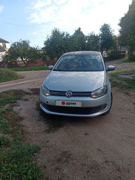  Volkswagen Polo 2011 , 670000 , 