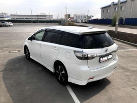    Toyota Wish 2014 , 1369000 , 