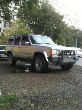 SUV   Jeep Cherokee 1992 , 250000 , 