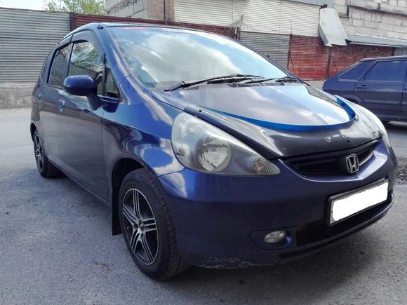  Honda Fit 2003 , 240000 , --