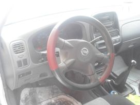  Nissan NP300 2003 , 650000 , --