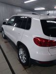 SUV   Volkswagen Tiguan 2011 , 830000 , 