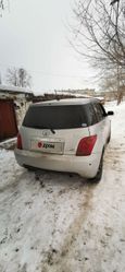  Toyota ist 2004 , 310000 , 