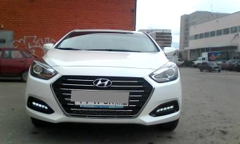  Hyundai i40 2015 , 880000 , -