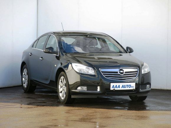  Opel Insignia 2011 , 778000 , 