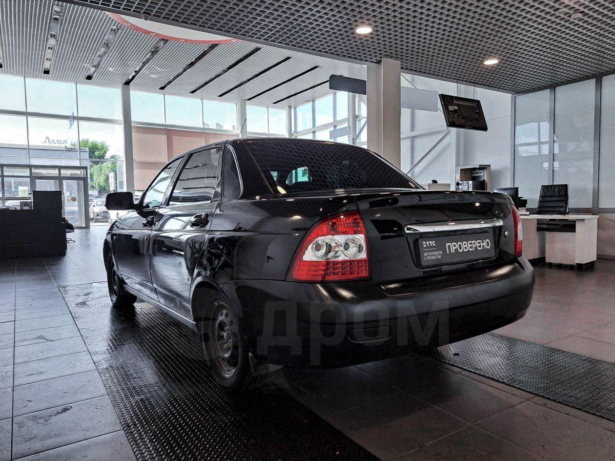 Лада Priora 2013 год в Уфе, услуга доступна опционально для автомобилей  стоимостью не менее 1 000 000 руб, цена 562тыс.р., бу, седан, механика