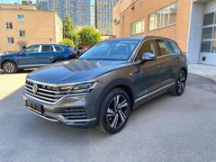 SUV или внедорожник Volkswagen Touareg 2022 года, 11702000 рублей, Москва