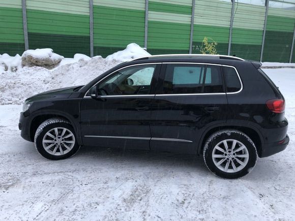 SUV   Volkswagen Tiguan 2014 , 1200000 , 