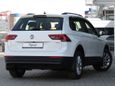 SUV   Volkswagen Tiguan 2020 , 2010500 , 