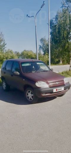 SUV или внедорожник Chevrolet Niva 2004 года, 280000 рублей, Нягань
