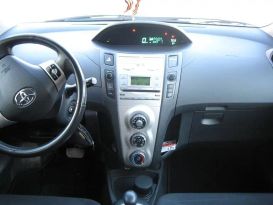  Toyota Yaris 2007 , 320000 , 