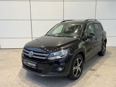 SUV или внедорожник Volkswagen Tiguan 2013 года, 1463000 рублей, Оренбург