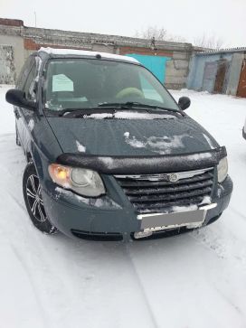    Chrysler Town and Country 2005 , 410000 , 