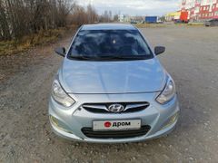 Седан Hyundai Solaris 2011 года, 820000 рублей, Нижневартовск