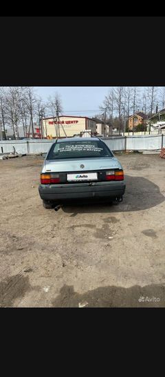 Седан Volkswagen Passat 1990 года, 130000 рублей, Москва