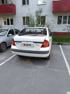 Седан Toyota Prius 1999 года, 180000 рублей, Нижневартовск