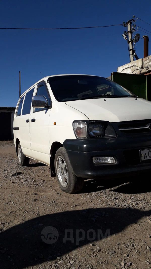    Toyota Lite Ace 2001 , 300000 , 