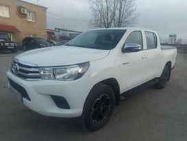 Пикап Toyota Hilux 2018 года, 2750000 рублей, Псков