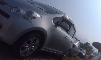  Toyota Ractis 2009 , 360000 , 