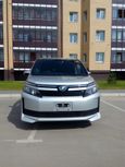    Toyota Voxy 2017 , 1370000 , 