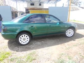 Audi A4 1998 , 305000 , 