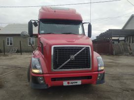   Volvo VNL 670 2004 , 2999999 , 