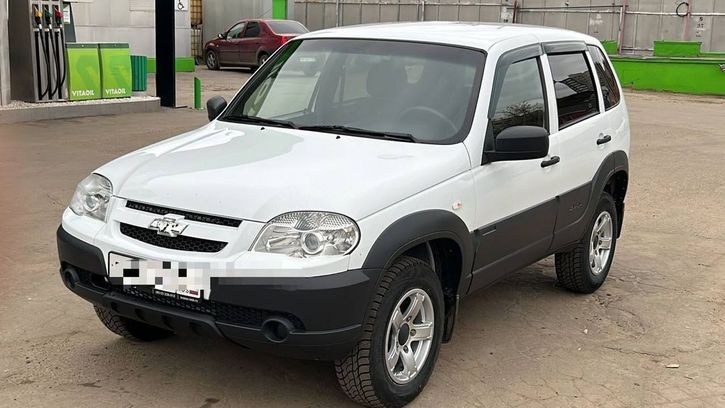 Шевроле Нива технические характеристики. Chevrolet Niva комплектации и ...