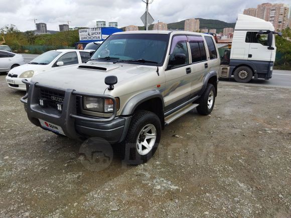 SUV   Isuzu Bighorn 1995 , 620000 , 