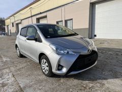 Хэтчбек Toyota Vitz 2017 года, 905000 рублей, Уссурийск