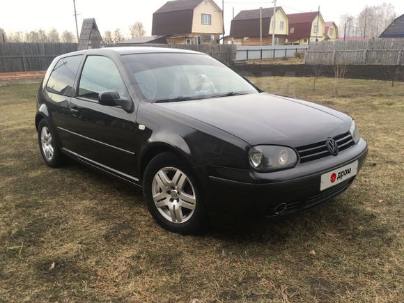  3  Volkswagen Golf 2002 , 250000 , 