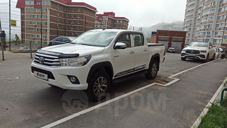  Toyota Hilux 2015 , 1720000 , 