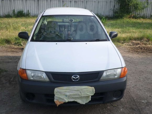  Mazda Familia 2001 , 140000 , 